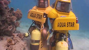 Экскурсия под водой на Aqua Star