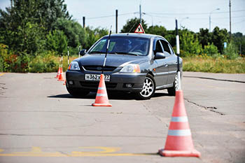 Секрет успеха автошколы на Рождественского