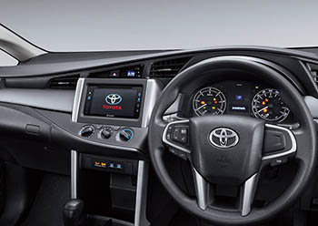 Toyota выпустила минивэн Innova